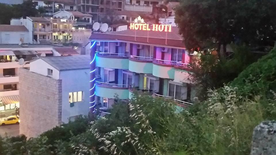 Hotel Hoti Ulcinj Esterno foto