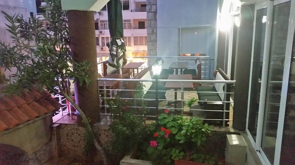 Hotel Hoti Ulcinj Esterno foto