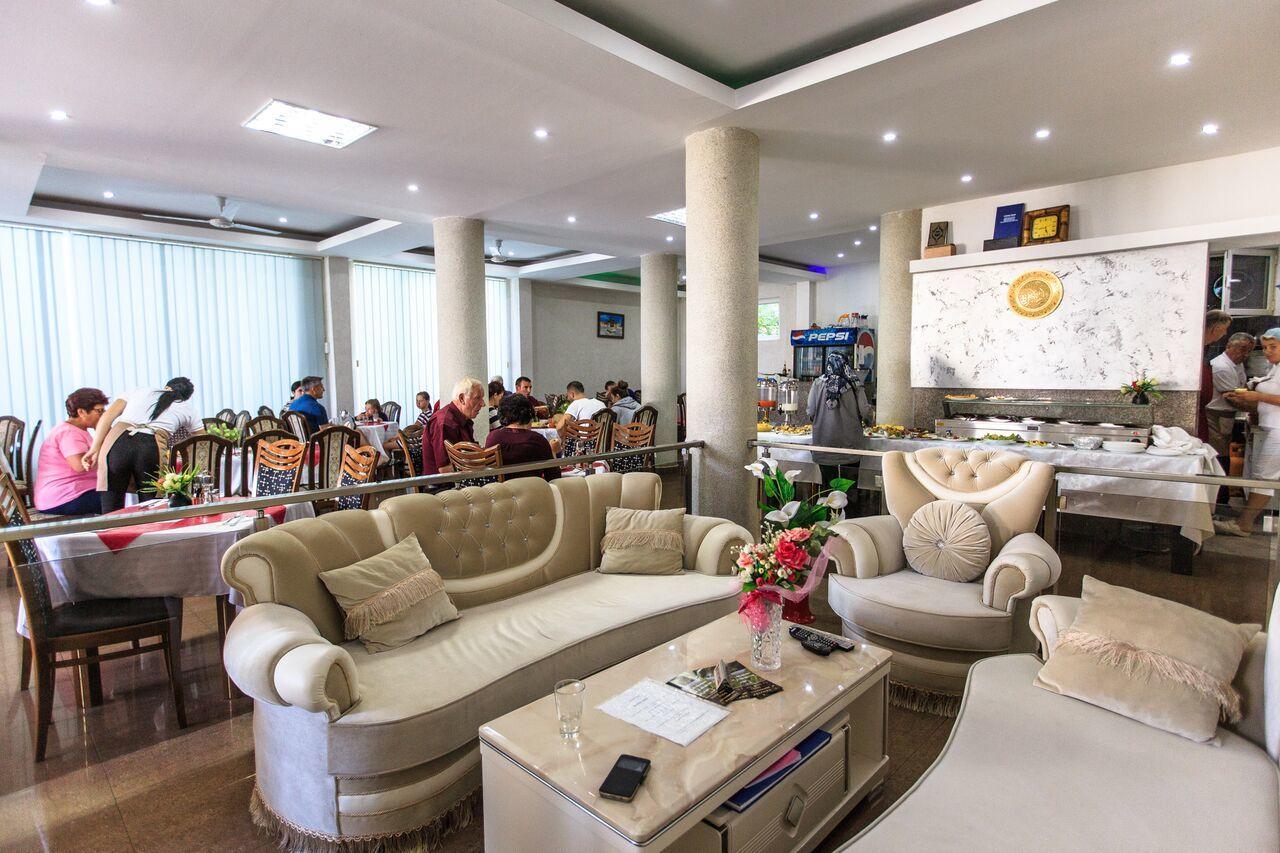 Hotel Hoti Ulcinj Esterno foto