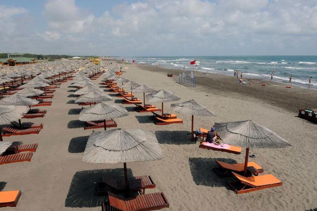 Hotel Hoti Ulcinj Esterno foto
